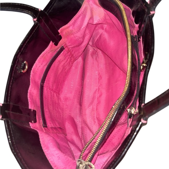 MetroCity Black Tote - Picture 6 of 9